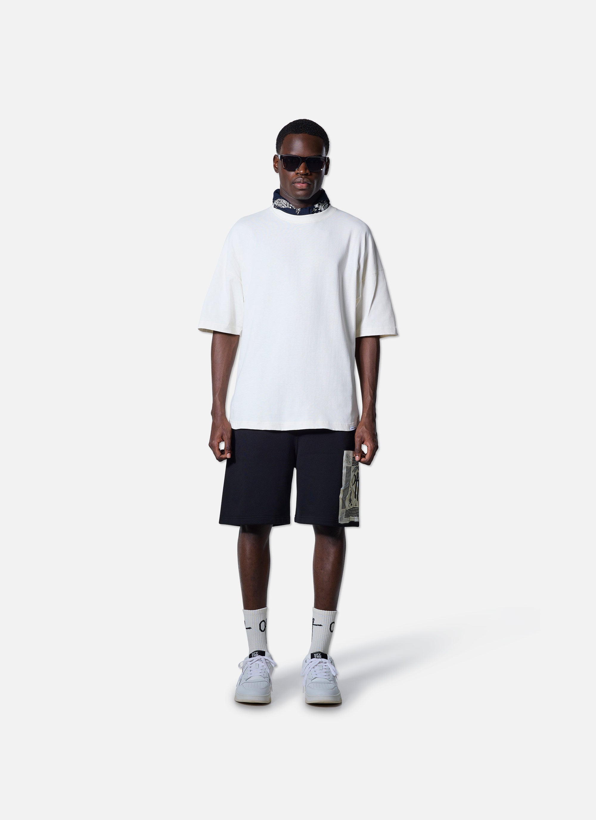 Temple Shorts | Black