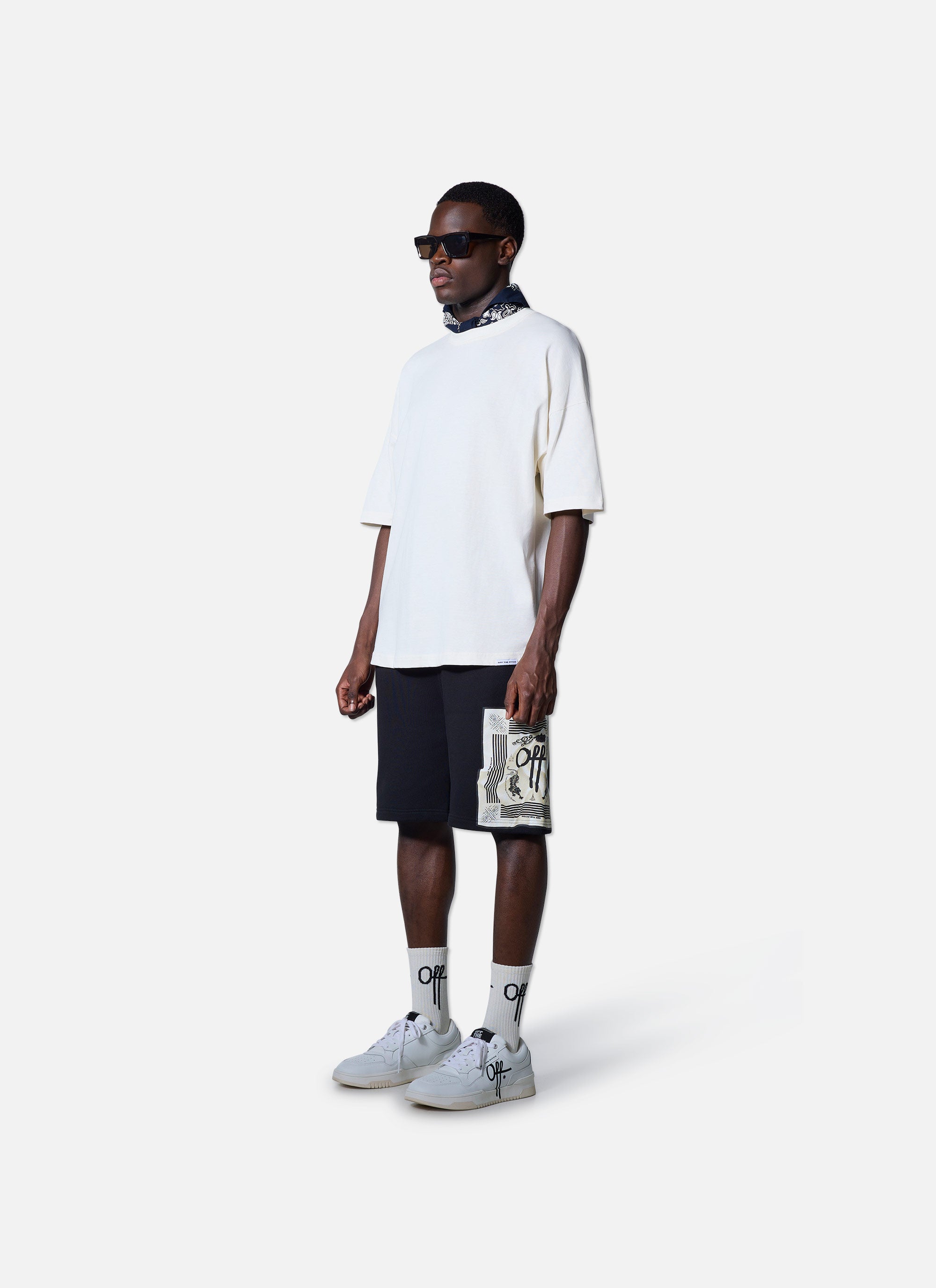 Temple Shorts | Black