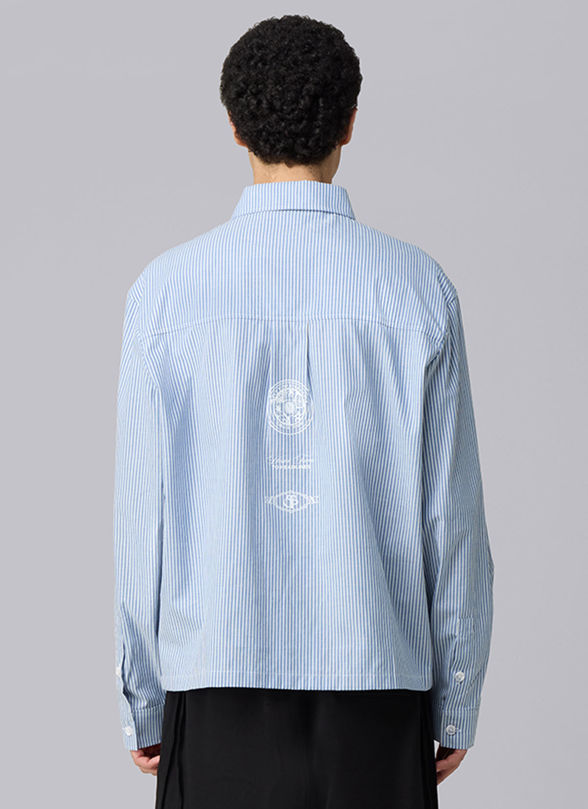 Strike Cropped Shirt | Azul/Blanco
