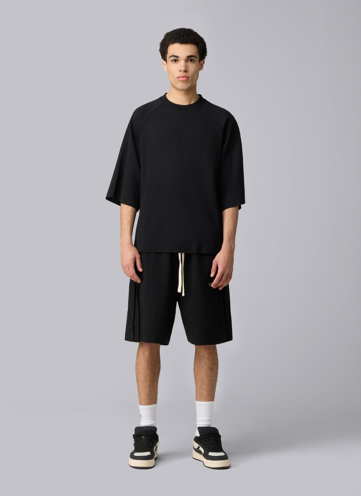 Camiseta raglán Raw Edge Echo | Negro