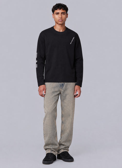 Arcane Long Sleeved Tee | Black