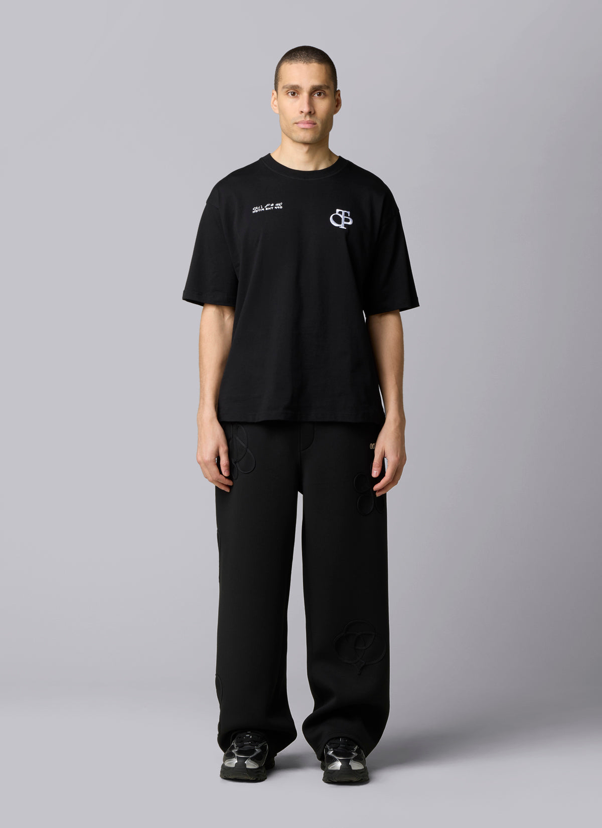 Tied Roots Loose Fit Tee | Black