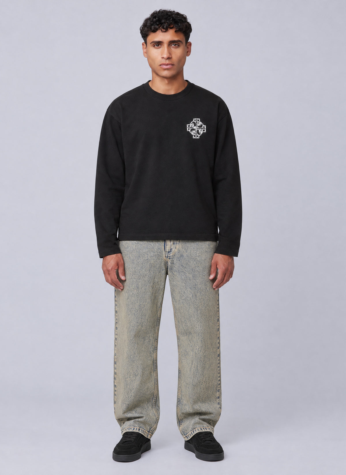 Locket Long Sleeved Tee | Black