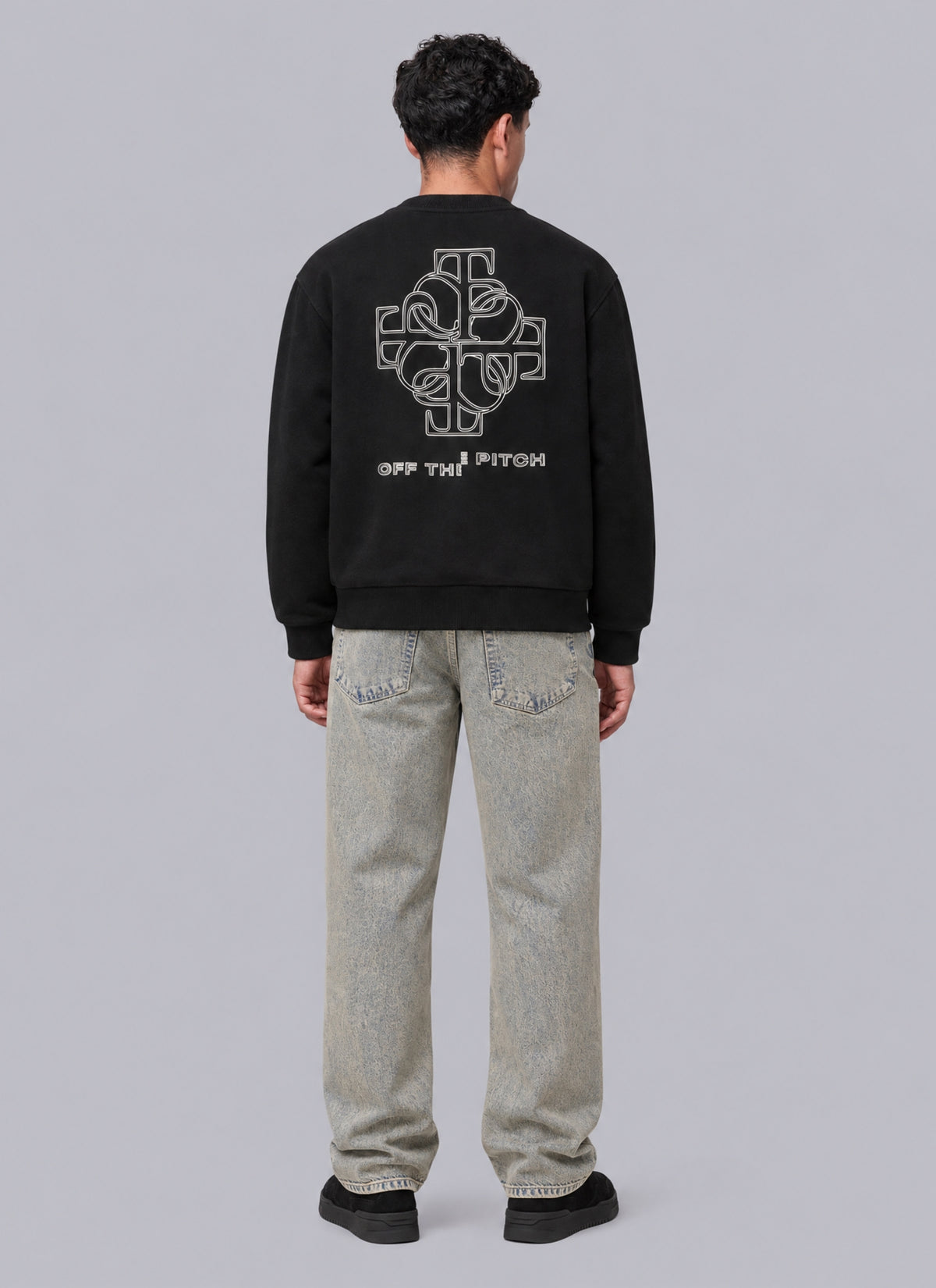 Locket Crewneck | Black