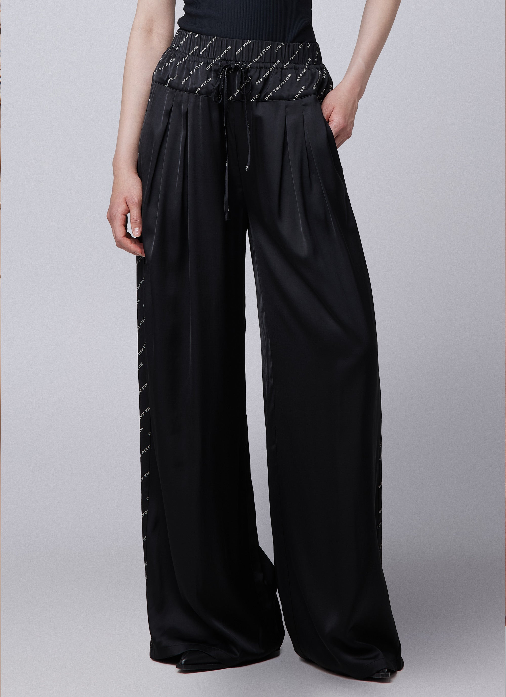 Satin Paige Pants | Black
