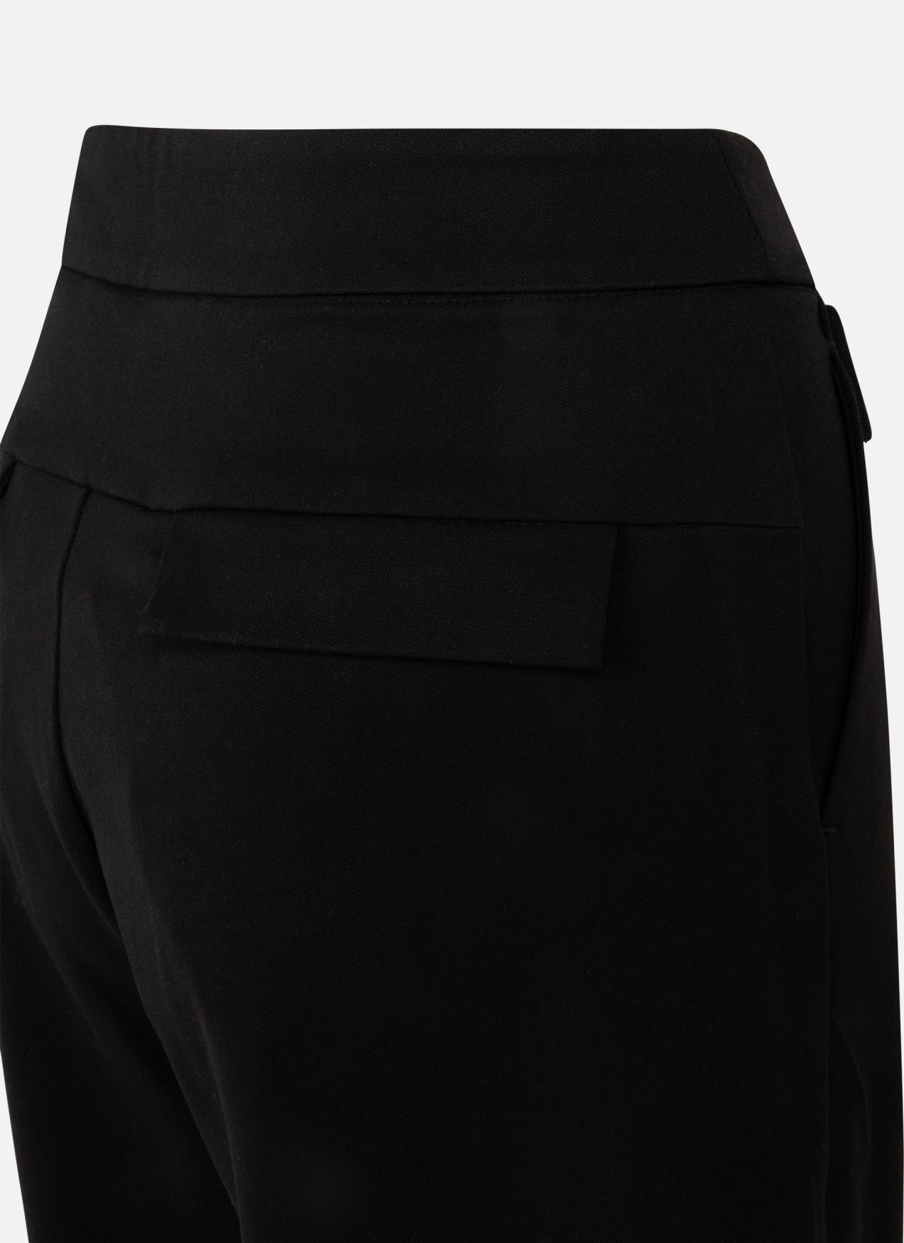 Pleated Gaia Pants | Black