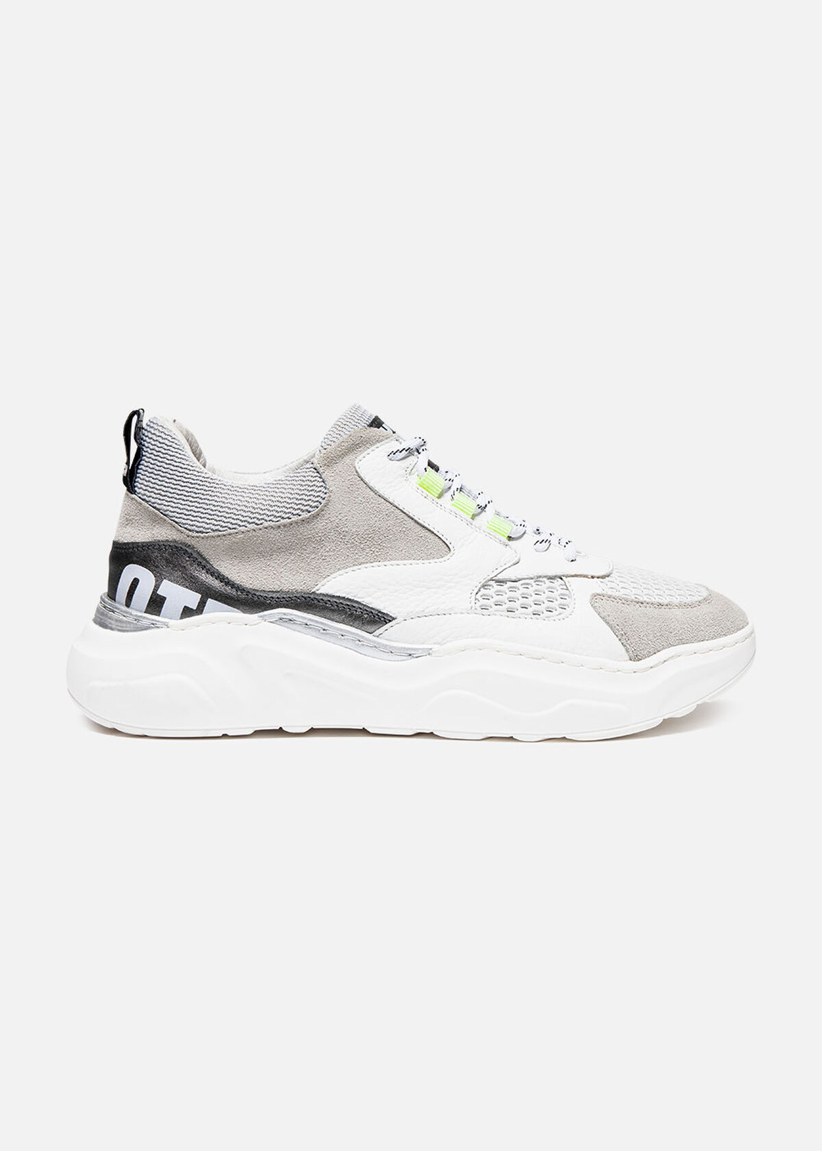 Curve Runner, White, hi-res