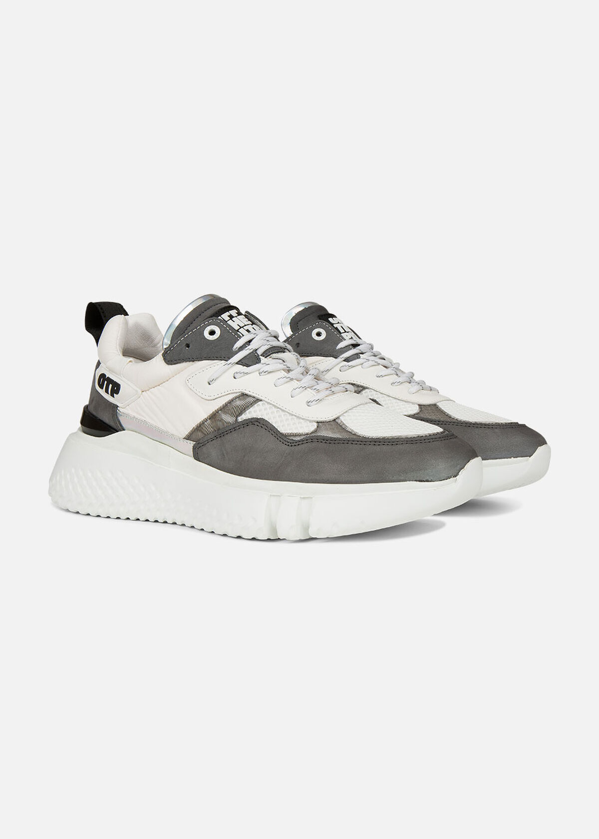 Crunch Runner 2.0 - Grey - Leather/Nylon/Mesh, White, hi-res