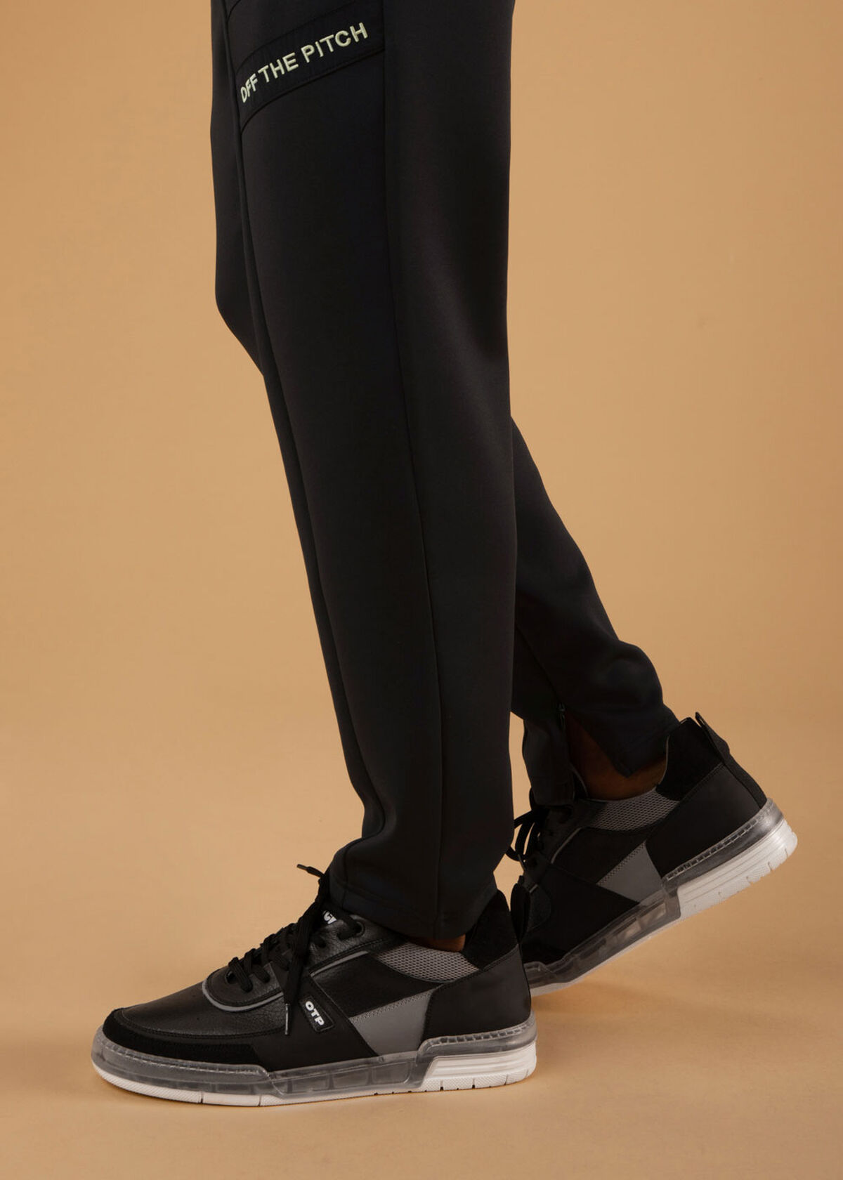 Baskette - Black - Leather, Black, hi-res
