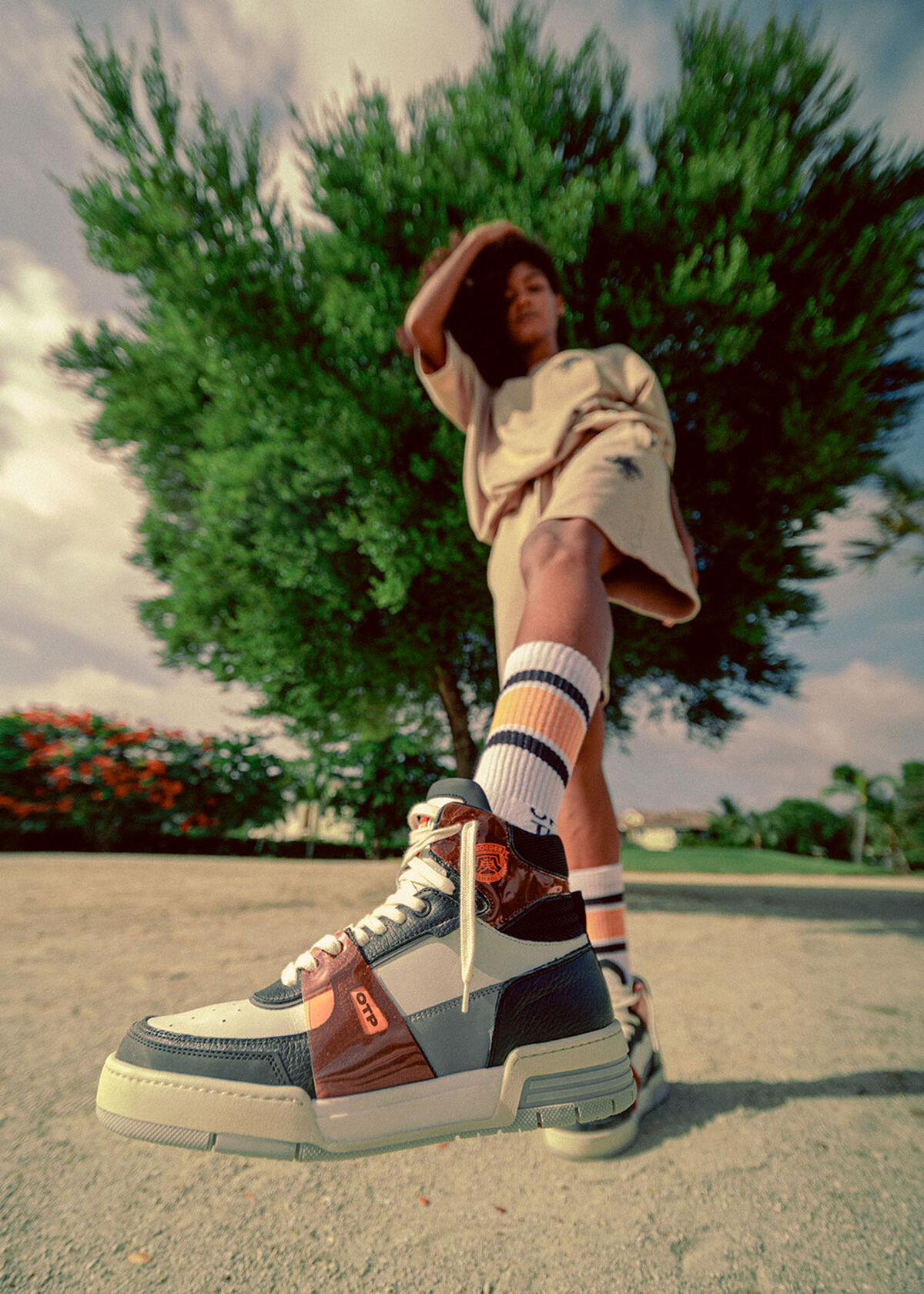 Basketta Hi BL, Black/Orange, hi-res