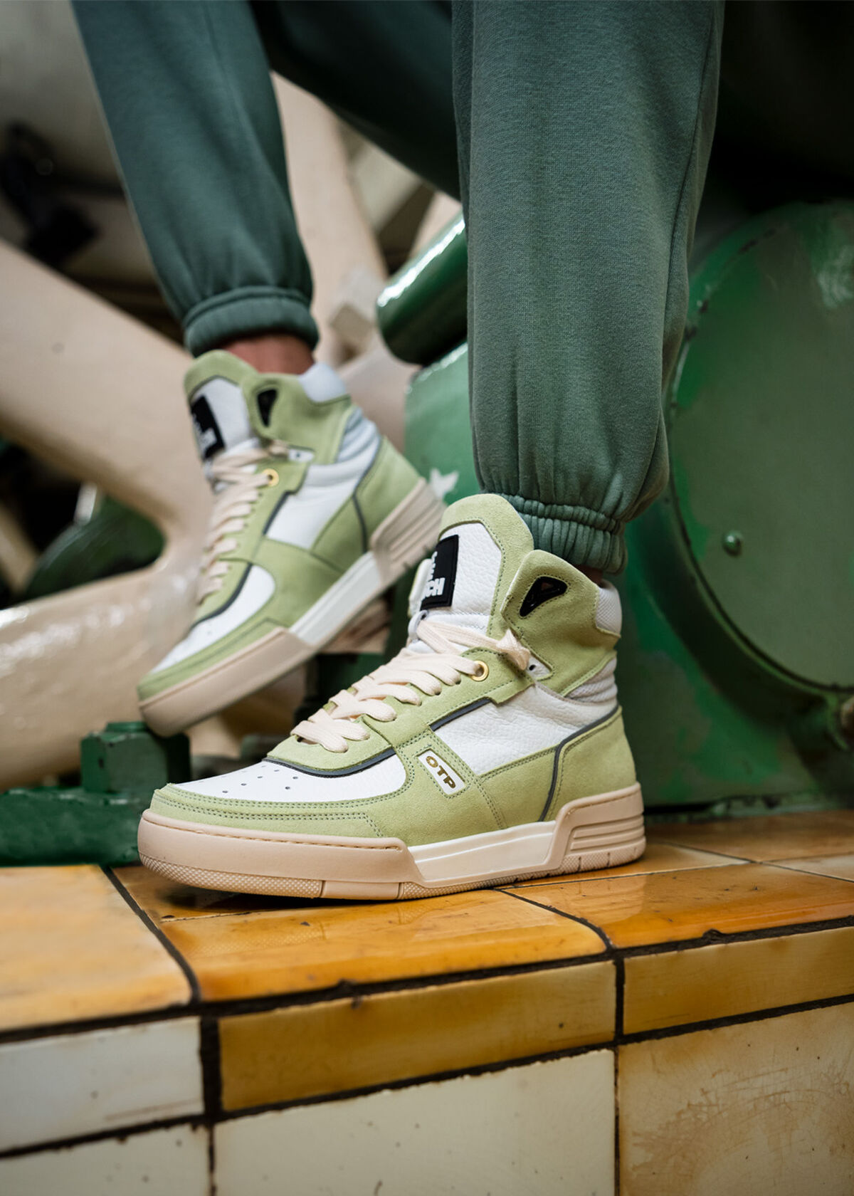 Basketta Hi - Silky Suede, Green/White, hi-res