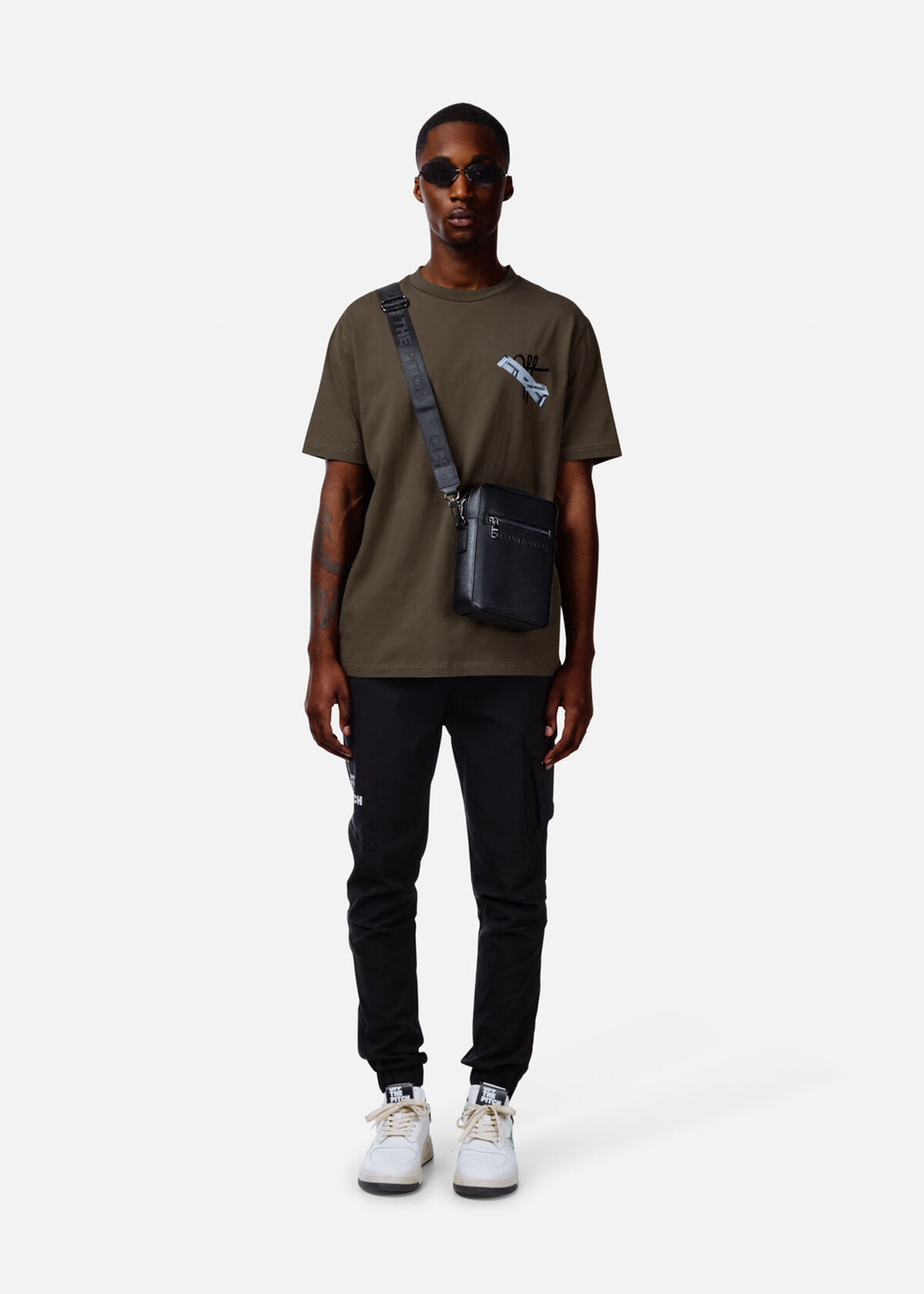 Tape Off Regular Fit Tee, Army green, hi-res