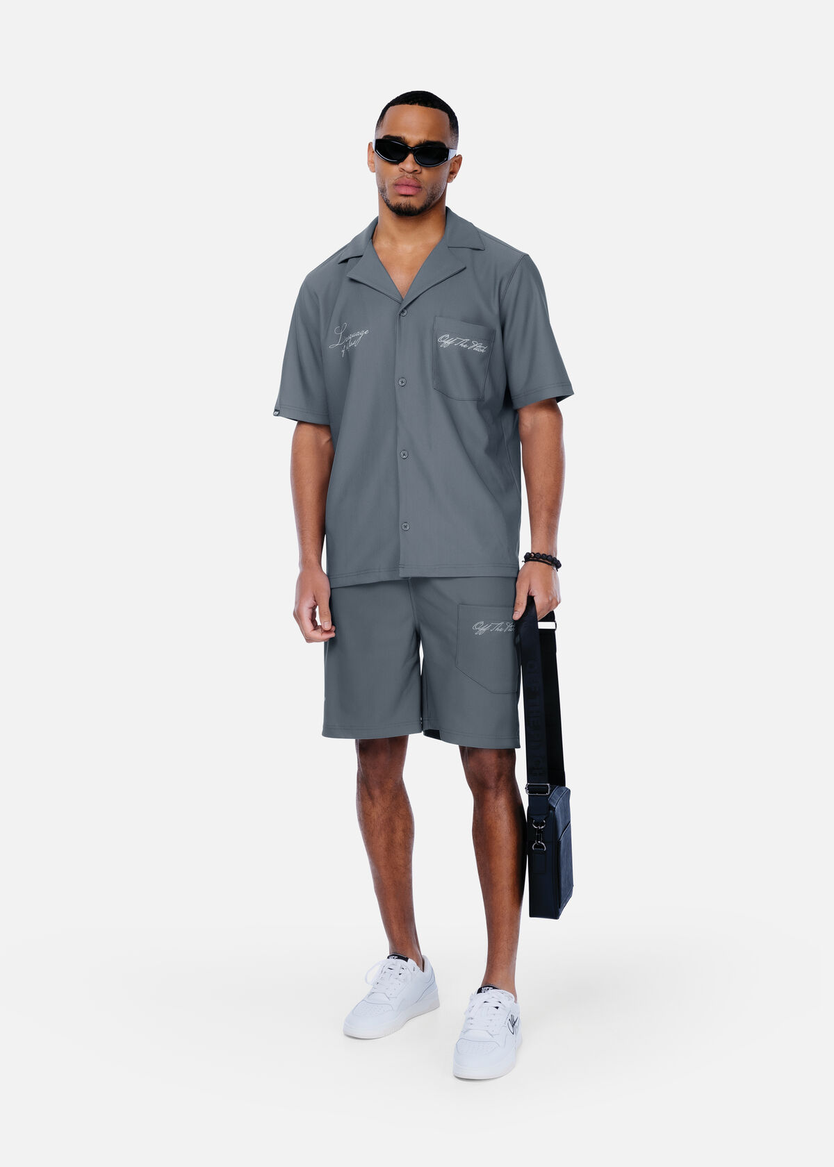 Double Script Short, Ultimate Grey, hi-res