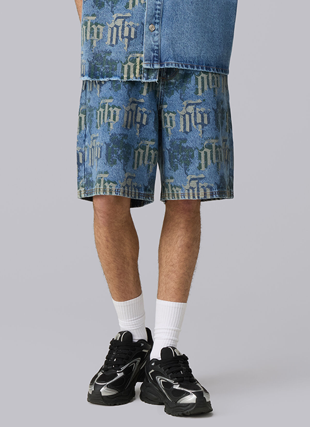 Fraktur Printed Denim Shorts, Navy EN, hi-res