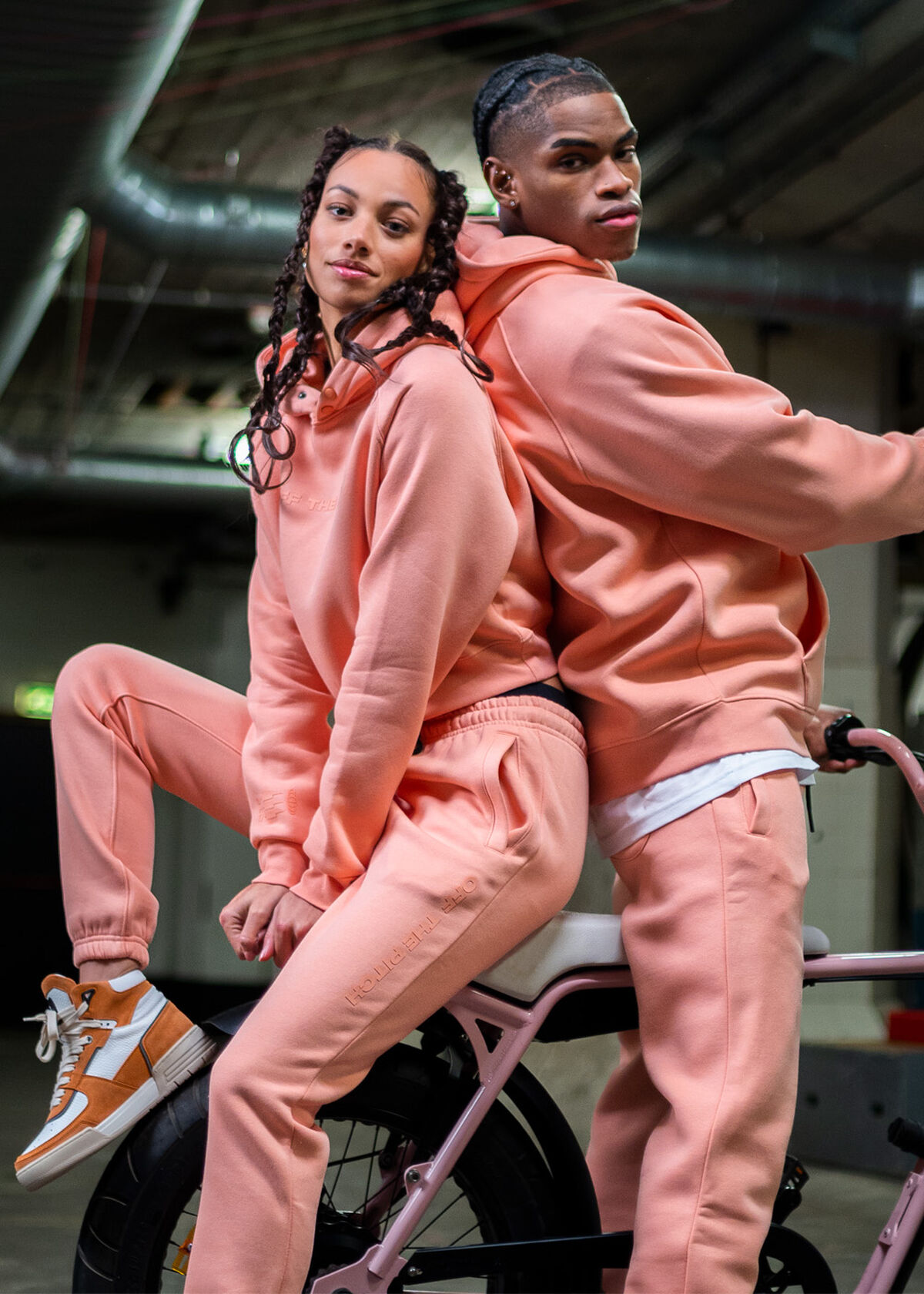 Comfort Cropped Hood Women - 100% Cotton, Peach, hi-res