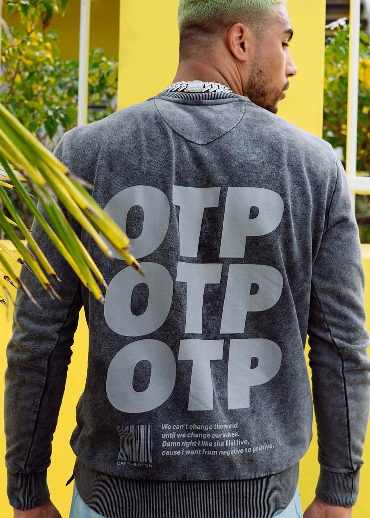 Riga Crewneck, Black, hi-res