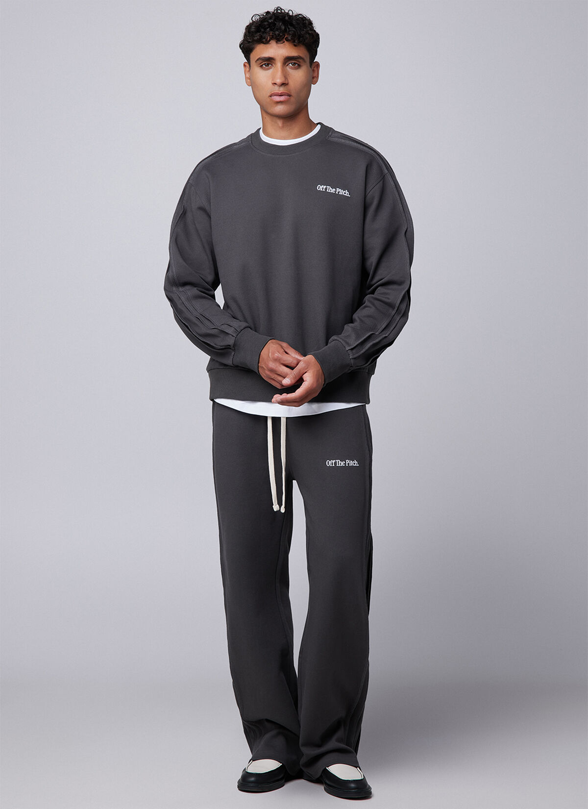 Raw Edge Panel Crew, Dark grey, hi-res