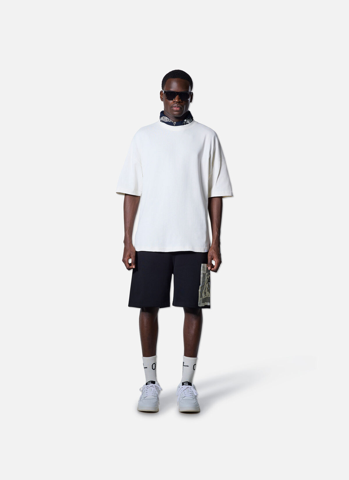 Temple Shorts, Black, hi-res