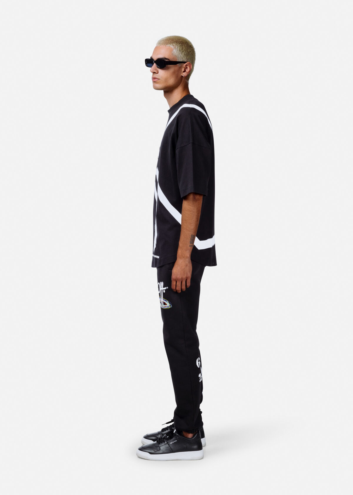 Direction Oversized Tee Unisex, Black, hi-res