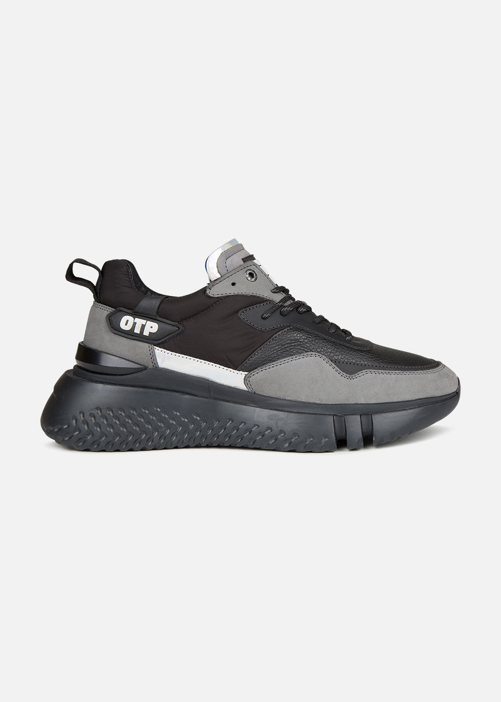 Off the pitch schoenen online