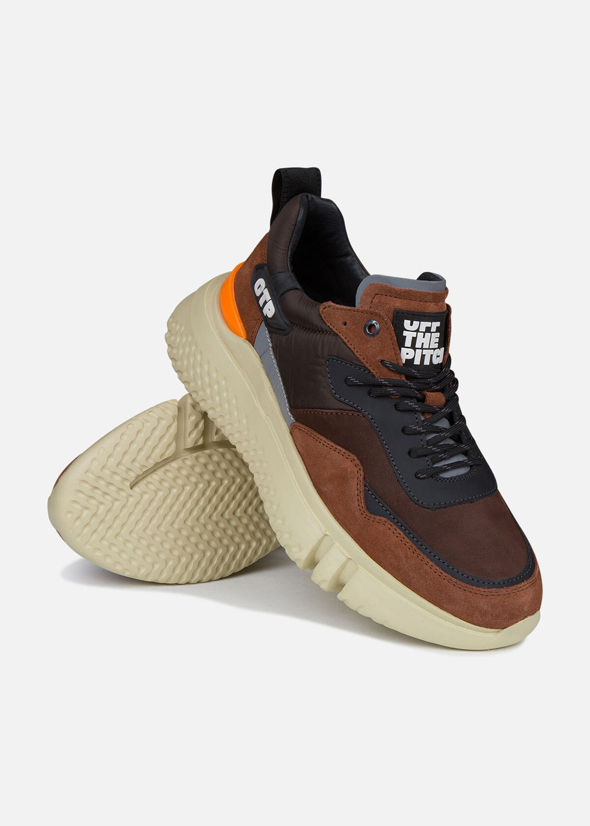 Crunch Runner, Brown/Orange, hi-res