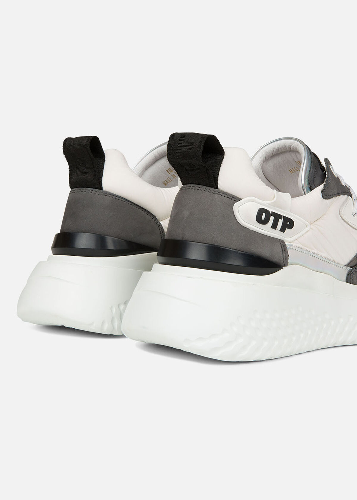Crunch Runner 2.0 - Grey - Leather/Nylon/Mesh, White, hi-res